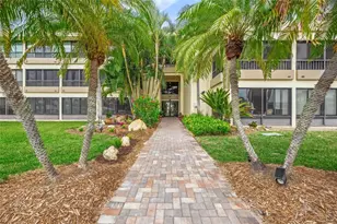 101 Whispering Sands Dr, Sarasota, FL 34242 - Photo 2