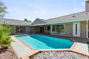 1009 Kings Ct, Venice, FL 34293 - Photo 20
