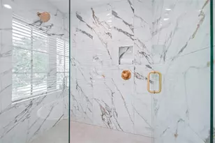 128 Fillmore Dr, Sarasota, FL 34236 - Photo 40