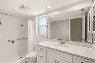 4662 Beacon Dr, Sarasota, FL 34232 - Photo 20