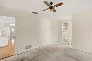 4662 Beacon Dr, Sarasota, FL 34232 - Photo 18