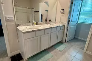 18011 Canopy Pl, Bradenton, FL 34211 - Photo 10