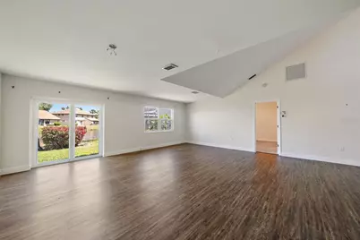 3527 52nd Avenue W, Bradenton, FL 34210 - Photo 10