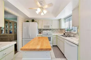 1807 University Pl, Sarasota, FL 34235 - Photo 10