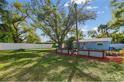 3457 Lalani Boulevard, Sarasota, FL 34232 - Photo 18