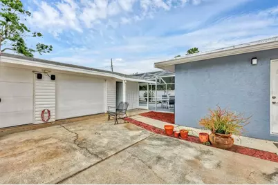 2715 52nd Avenue Terrace W, Bradenton, FL 34207 - Photo 32