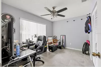 2715 52nd Avenue Terrace W, Bradenton, FL 34207 - Photo 18