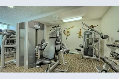 1085 Gulf Of Mexico Drive #404, Longboat Key, FL 34228 - Photo 30