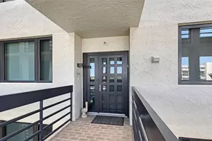 1085 Gulf of Mexico Dr, Longboat Key, FL 34228 - Photo 40