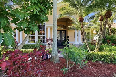 1007 3rd Street E, Palmetto, FL 34221 - Photo 2