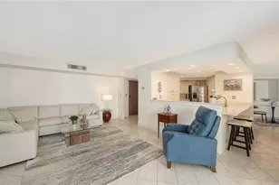 1111 N Gulfstream Ave, Sarasota, FL 34236 - Photo 2