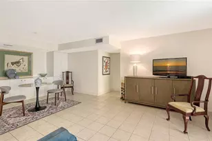 1111 N Gulfstream Ave, Sarasota, FL 34236 - Photo 12