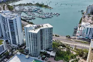 1111 N Gulfstream Ave, Sarasota, FL 34236 - Photo 2