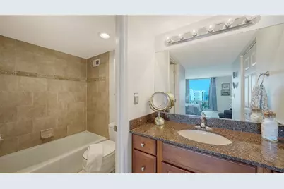 1111 N Gulfstream Avenue #10E, Sarasota, FL 34236 - Photo 20