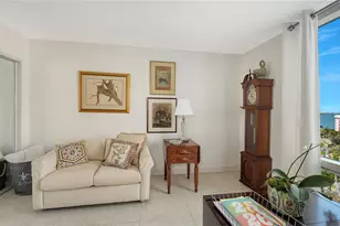 1111 N Gulfstream Ave, Sarasota, FL 34236 - Photo 22