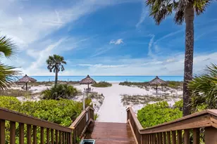 1211 Gulf of Mexico Dr, Longboat Key, FL 34228 - Photo 32