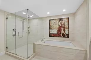 1211 Gulf of Mexico Dr, Longboat Key, FL 34228 - Photo 12