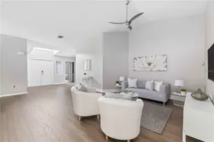 7795 Pine Trace, Sarasota, FL 34243 - Photo 6