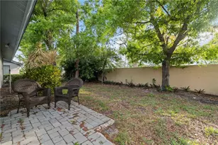 7795 Pine Trace, Sarasota, FL 34243 - Photo 26