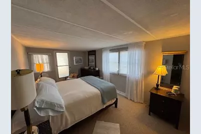 200 Southwinds Drive, Sarasota, FL 34231 - Photo 32