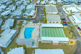 200 Southwinds Dr, Sarasota, FL 34231 - Photo 48