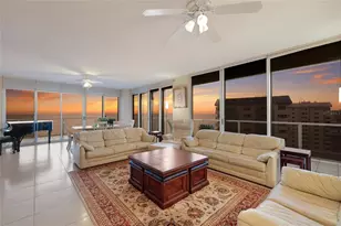 1800 Benjamin Franklin Dr, Sarasota, FL 34236 - Photo 6