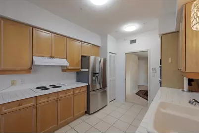 1800 Benjamin Franklin Drive #B1006, Sarasota, FL 34236 - Photo 14