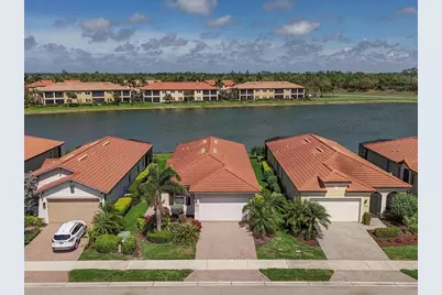 10424 Crooked Creek Drive, Venice, FL 34293 - Photo 2