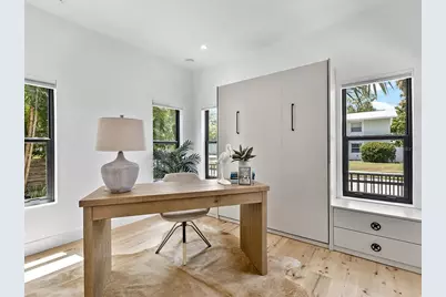 617 Madison Court, Sarasota, FL 34236 - Photo 14