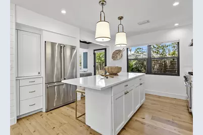 617 Madison Court, Sarasota, FL 34236 - Photo 10