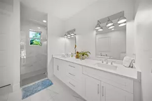 3319 S Osprey Ave, Sarasota, FL 34239 - Photo 16