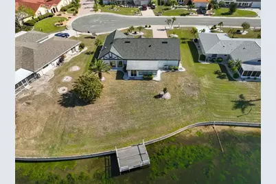 405 Blackhawk Circle, Sun City Center, FL 33573 - Photo 8