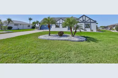 405 Blackhawk Circle, Sun City Center, FL 33573 - Photo 10