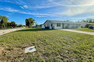 619 Shore Rd, Nokomis, FL 34275 - Photo 24