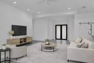 11153 Carnegie Ave, Englewood, FL 34224 - Photo 10