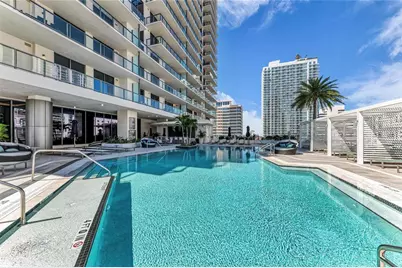 275 1st Avenue S #1904, Saint Petersburg, FL 33701 - Photo 10