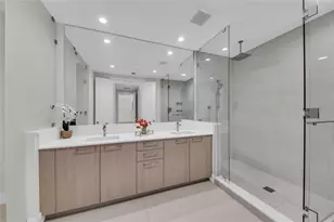 275 1st Ave S, Saint Petersburg, FL 33701 - Photo 36