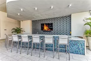 275 1st Ave S, Saint Petersburg, FL 33701 - Photo 14