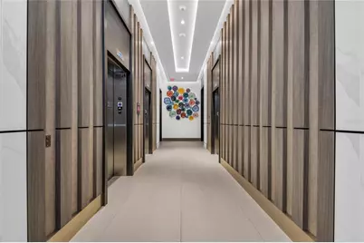 275 1st Avenue S #1904, Saint Petersburg, FL 33701 - Photo 8