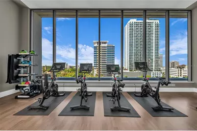 275 1st Avenue S #1904, Saint Petersburg, FL 33701 - Photo 52