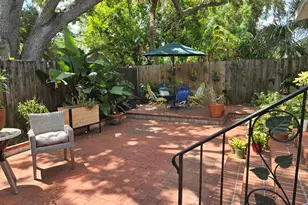 2310 Hickory Ave, Sarasota, FL 34234 - Photo 12