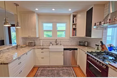 2310 Hickory Avenue, Sarasota, FL 34234 - Photo 10