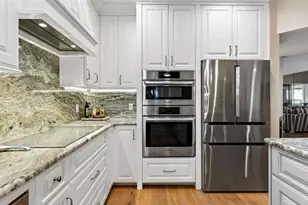 1280 Dolphin Bay Way, Sarasota, FL 34242 - Photo 10