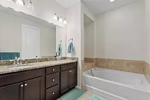 11828 Meadowgate Pl, Bradenton, FL 34211 - Photo 14