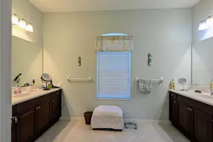 343 Marsh Creek Rd, Venice, FL 34292 - Photo 14