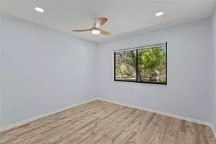 1636 Brookhouse Dr, Sarasota, FL 34231 - Photo 32