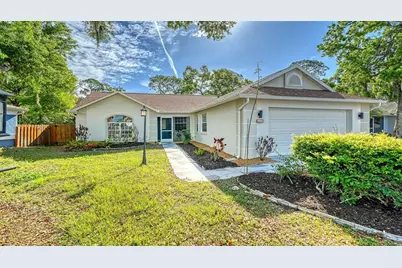 4668 Hamlets Grove Drive, Sarasota, FL 34235 - Photo 1