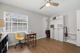 4668 Hamlets Grv Dr, Sarasota, FL 34235 - Photo 36