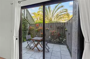 1520 Pelican Point Dr, Sarasota, FL 34231 - Photo 14