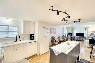 2058 Sun Home Street, Sarasota, FL 34231 - Photo 12